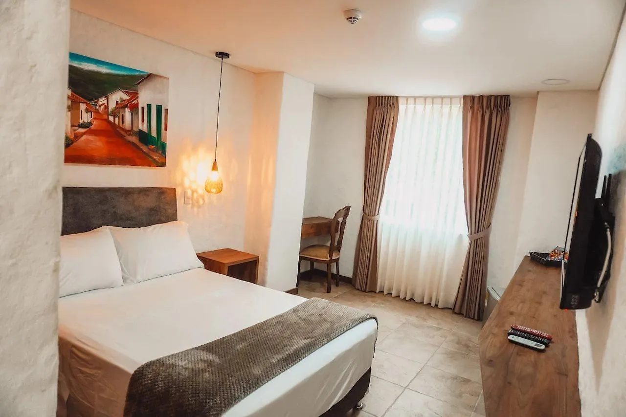 Hotel Boutique Casa Del Hidalgo Cali 4*,